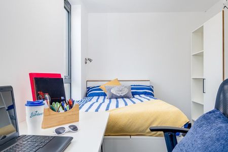 Studio to rent - Photo 2