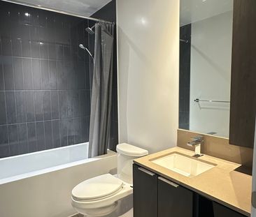 For Lease - 3900 Confederation Parkway Unit# 5602, Mississauga, Ont... - Photo 3