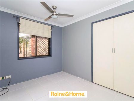 Great family home ready to move in - Photo 3