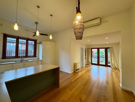 21 Howson Street, Brunswick West VIC 3055 - House For Rent | Domain - Photo 5