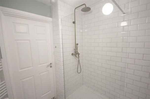 2 Bedroom Flat/Apartment To Let - Photo 1