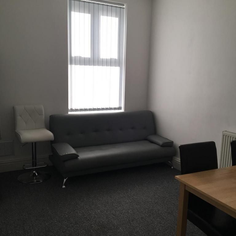5 bedroom house share to rent - Photo 1