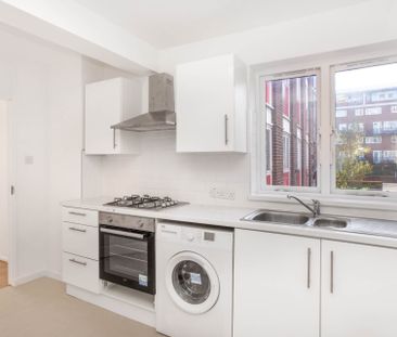 Guide Price £2,000 pcm - Available Now - Unfurnished - Photo 4