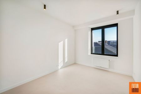 Hip stadsappartement hartje Roeselare - Photo 3
