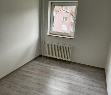 Bezugsfertige 3-Zimmer-Wohnung mit Balkon im Erdgeschoss in Lüdensc... - Photo 2