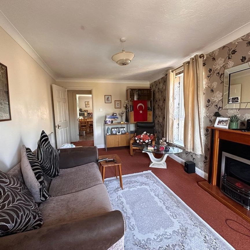 2 Bed Flat, Morrison Circus, EH3 - Photo 1