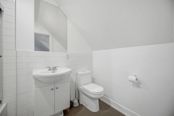 For Lease - 67 West Avenue Unit# Unit #3, Hamilton, Ontario - Photo 1