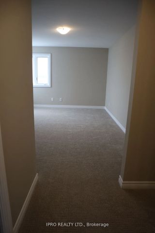 Property For Lease | X8490346 - Photo 5