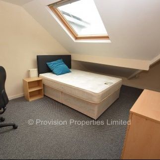 9 Bedroom Student Houses in Headingley - Photo 1