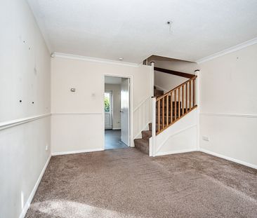 2 bedroom mid-terrace to rent Hurst Grove, Bedford, MK40 4DW - Photo 4