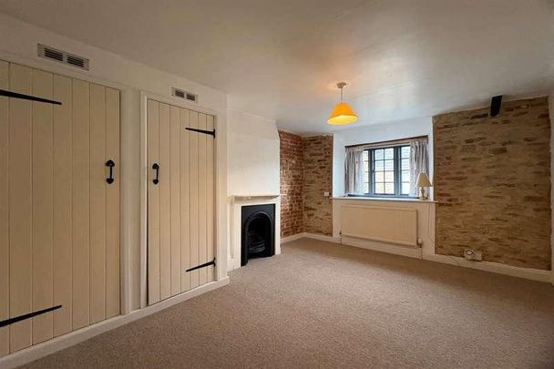 Bridport, DT6 - Photo 1