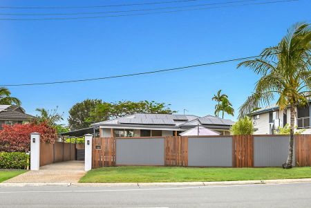 13 Tooraneedin Road, Coomera QLD 4209 - House For Rent | Domain - Photo 4