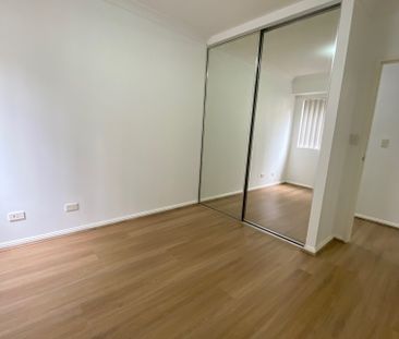 Spacious Ground Floor Unit in the Heart of Liverpool - Photo 5