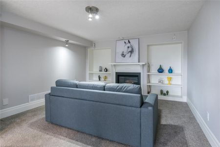 For Lease - 234 Shakespeare Drive, Waterloo, Ontario - Photo 2