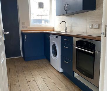 2 Bed Terraced House, Strathmore Drive, AB16 - Photo 5