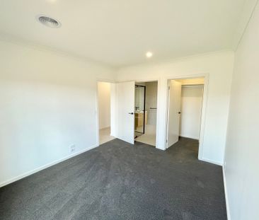 Family Home in Thornhill Park&excl; - Photo 6