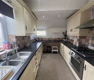 3 bedroom terraced house to rent - Photo 5