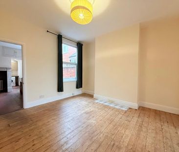 3 bedroom terraced house to rent - Photo 3