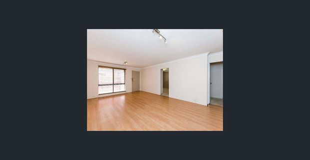 Lock up & Leave. - Photo 1