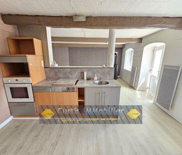Location Maison 3 pièces 78m² ST JUST MALMONT 43240 - Photo 3