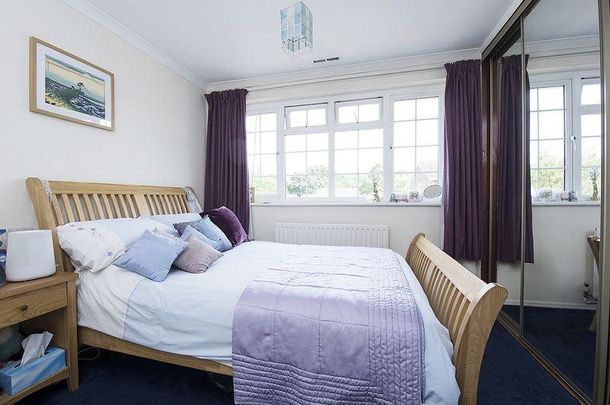 2 bedroom terraced house to rent - Photo 1