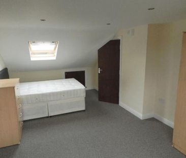 6 bedroom end of terrace house to rent - Photo 5