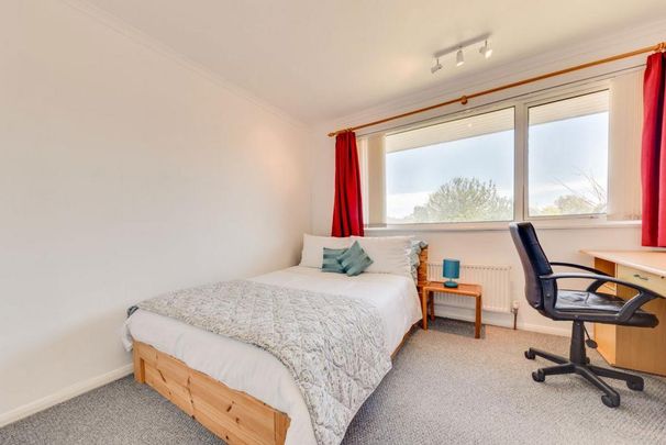 5 bedroom house to rent - Photo 1