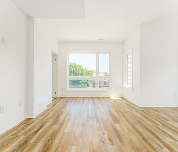 For Lease - 30 Ed Clark Gardens Unit# 2, Toronto, Ontario - Photo 6
