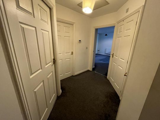 2 bedroom flat to rent - Photo 1
