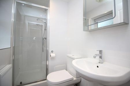 3 bedroom detached house to rent - Photo 5