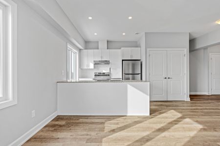 For Lease - 979 North Russell Road Unit# 305, Russell, Ontario - Photo 4