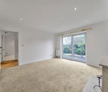 2 bedroom bungalow to rent - Photo 2