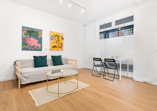 Carrer de Santa Àgata, Barcelona, Catalonia 08012