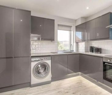 5 bedroom flat share to rent - Photo 4