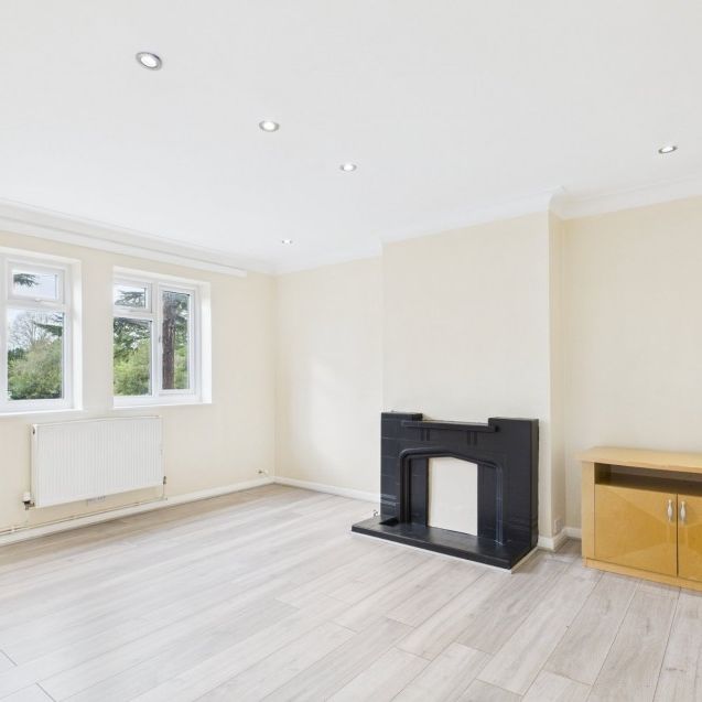 Sunbury Road, Feltham,TW13 - Photo 1