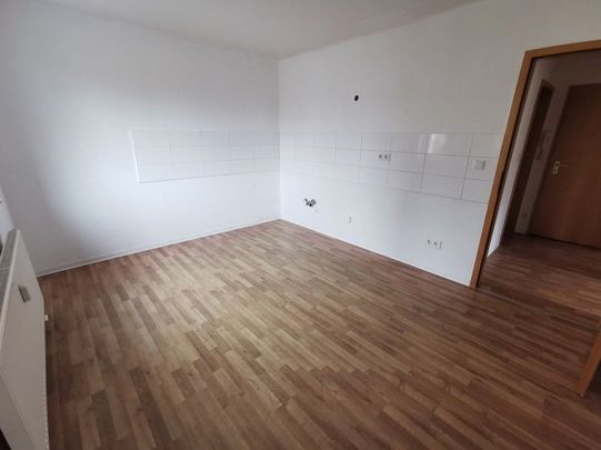 Zuhause fühlen: günstig geschnittene 2-Zi.-Whg. - Foto 1