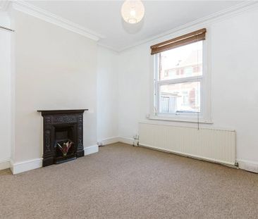 5 bedroom terraced house to rent - Photo 5