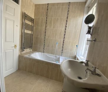 2 bedroom property to rent - Photo 6