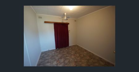 Lovely Family Home - Photo 2