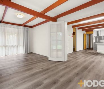 Perfect Location in Beaumaris - Photo 1