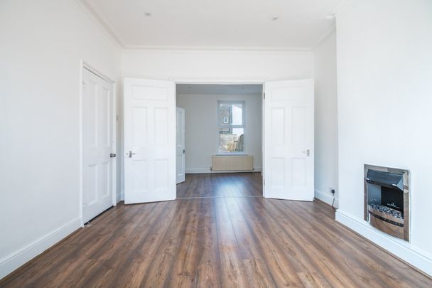 3 Bed Terraced House, Marmont Road, SE15 - Photo 1