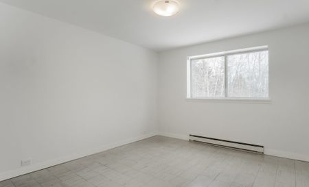 30 Alexander Ave, Pinawa – 1 Bedroom, Pinawa, MB - Photo 4