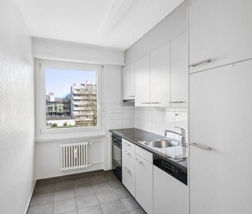 Bright 3-room apartment with balcony - Foto 2