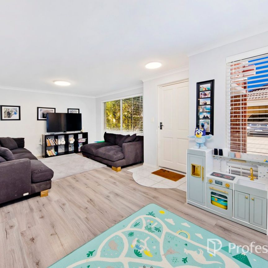 Spacious and Stylish Townhouse in the Heart of Dianella - Photo 1