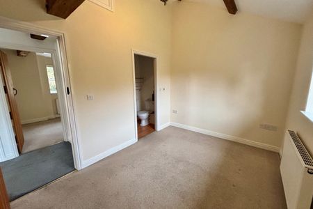 Winsford, Darnhall - Photo 4