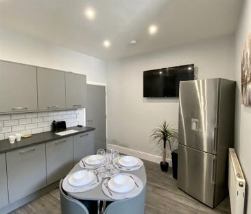 1 bed house share to rent in Coal Clough Lane, Burnley, BB11 - Photo 6