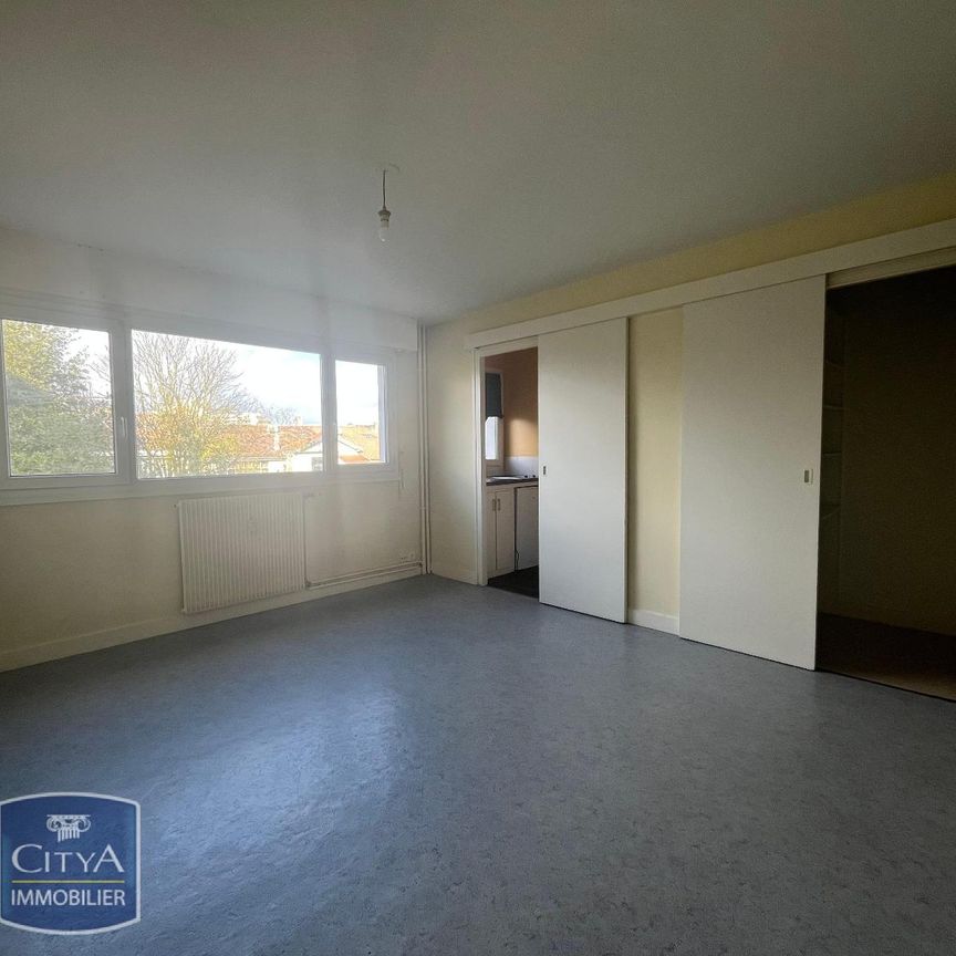 Location Appartement 1 pièce 30m² BORDEAUX 33000 - Photo 1