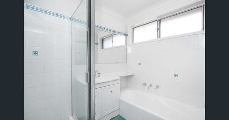 Well Presented Three Bedroom Home! - Photo 4