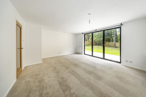 4 bedroom detached house to rent - Photo 1