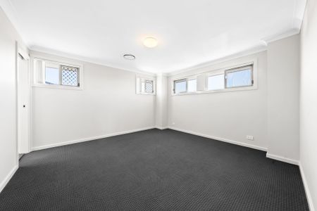 Well Presented Family Home - Photo 4